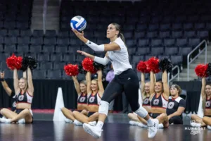 Omaha Volleyball falls in five sets to Houston in their home opener on August 30th, 2024 in Omaha, NE. Photo by Jaelle Johnson.